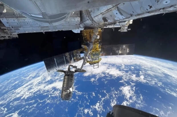 Старт миссии Crew-12 с космонавтом Федяевым перенесли из-за непогоды