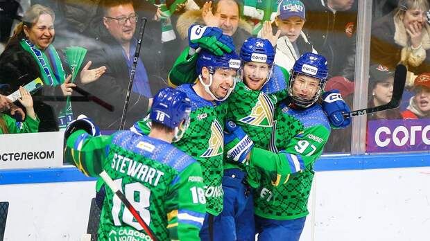 Дебютное очко Кузнецова помогло «Салавату Юлаеву» победить «Автомобилист» в КХЛ