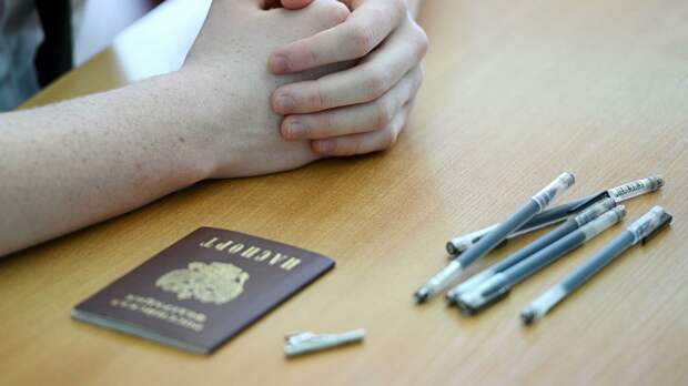 Рособрнадзор: ЕГЭ по биологии и иностранным языкам пройдут 18 июня 