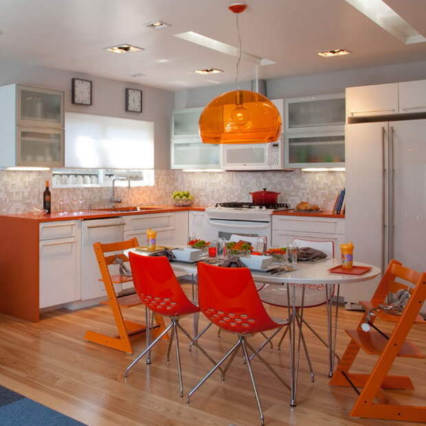 оформление интерьера кухни, цвета для кухни, кухни разных цветов, желтые, красные, коричневые, оранжевые, серые, дизайн интерьера кухни
