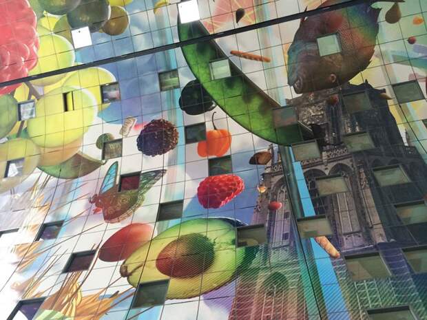 фреска на потолке крытого рынка Markthal Rotterdam в Роттердаме Нидерланды (8)