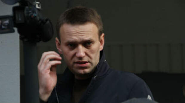 Навальный подал в суд на мэра Новосибирска за клевету