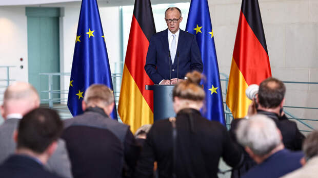В Германии обвинили Мерца в потере контроля над кабмином