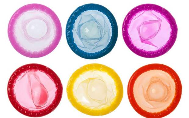 15 полезных способов использовать презервативы не по назначению 