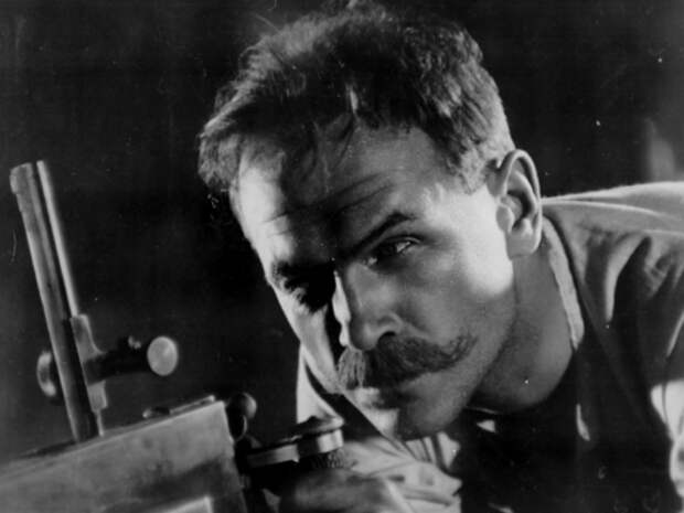Кадр из фильма «Чапаев» (1934)