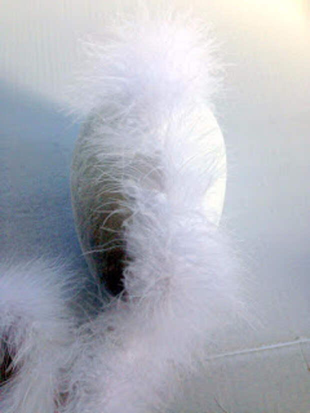Белая сова из папье маше и боа (3) (240x320, 61Kb)