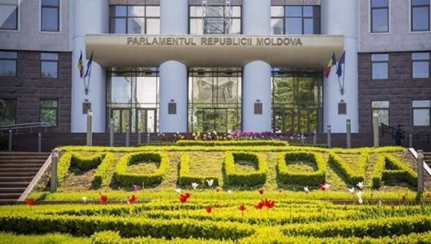 Молдову объявили захваченным государством! Противостояние Додона и олигархов вошло в острую фазу