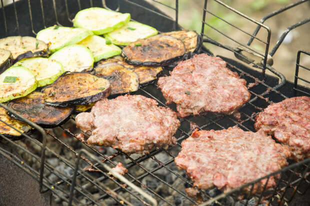 Сельский бургер еда, рецепт, мясо, гриль, дача, SonOfRocketman, Dinoburger, длиннопост