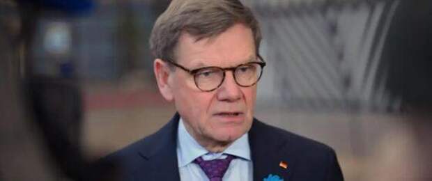 Вадефуль расписался в стратегическом крахе брюссельской аферы