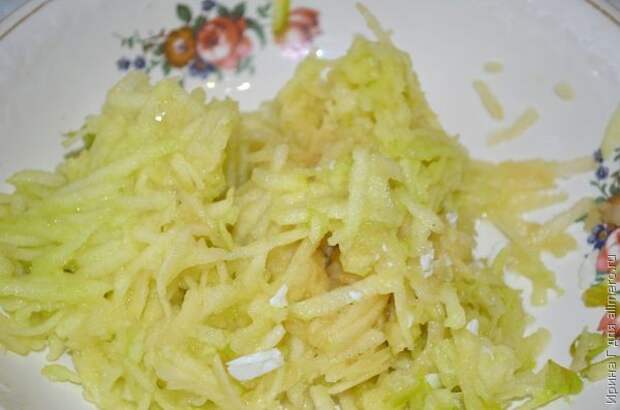 салат с курицей и орехами салат с курицей и орехами