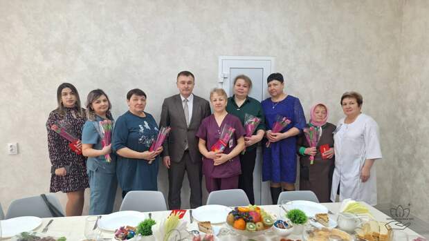 В Мамадышской больнице поздравили матерей и жен участников СВО