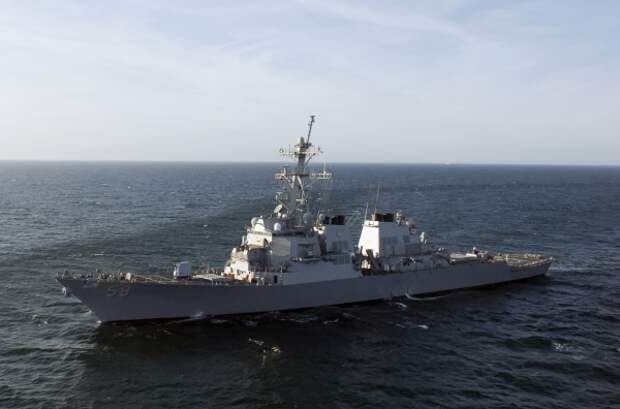 Военные корабли США и Франции вошли в Черное море