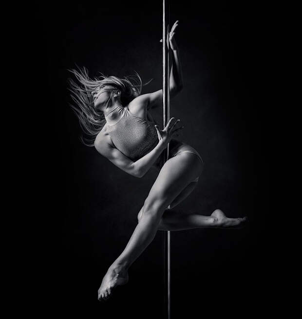https://static.boredpanda.com/blog/wp-content/uploads/2016/10/dance-photography-vadim-stein-65-5804966937be6__880.jpg