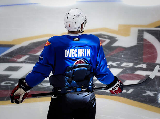 Овечкин оформил хет‑трик в Солт‑Лейк‑Сити и сократил отрыв от Гретцки до 13 голов