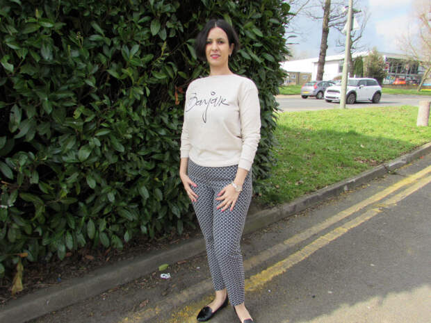 how to wear a slogan sweater how to wear a slogan sweater