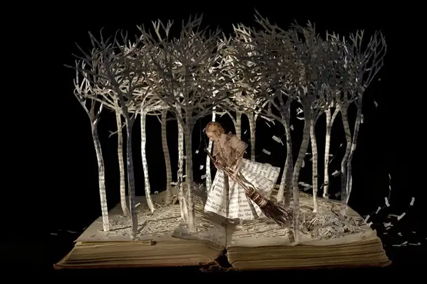 Скульптуры из книг от Сью Блэквелл. Фото Скульптуры из книг от Сью Блэквелл. Фото