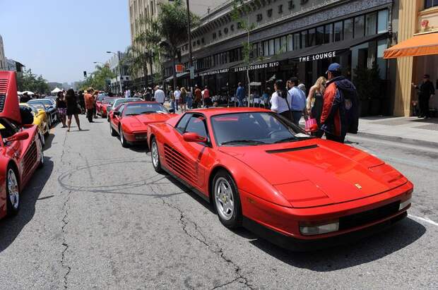 Слет обладателей автомобилей Ferrari в Колорадо (61 фото) Слет обладателей автомобилей Ferrari в Колорадо (61 фото)
