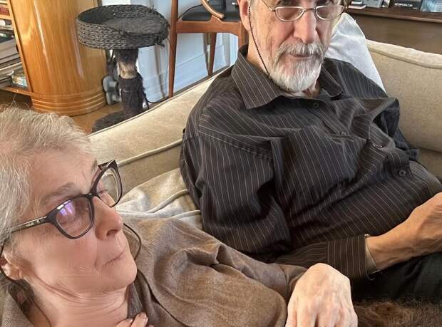 Актриса Ксения Раппопорт показала редкое фото с родителями