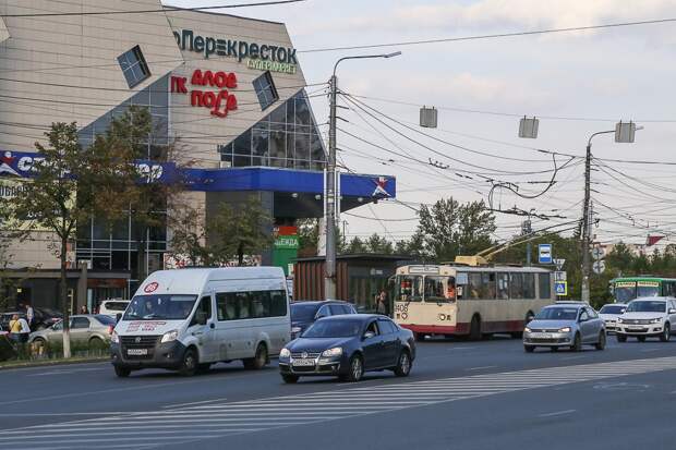 Оживлённый перекрёсток в центре Челябинска закрывается для машин
