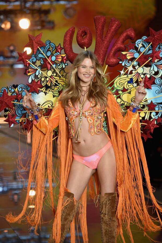 Все наряды с показа моды Victoria's Secret Fashion Show 2015 Victoria's Secret, девушки. модель, показ