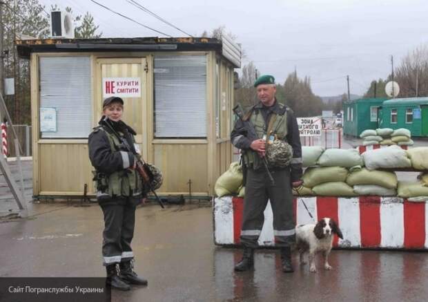 Украина возобновляет работу пунктов пропуска на границе с Крымом