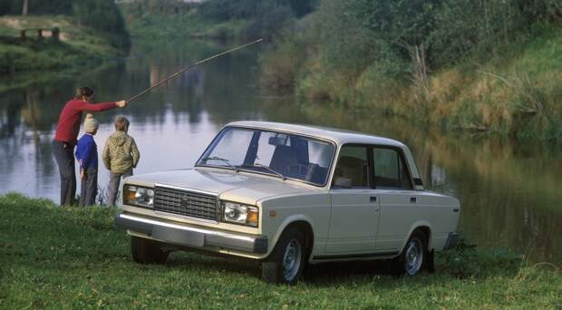 vaz_2107_-lada-_7.jpg