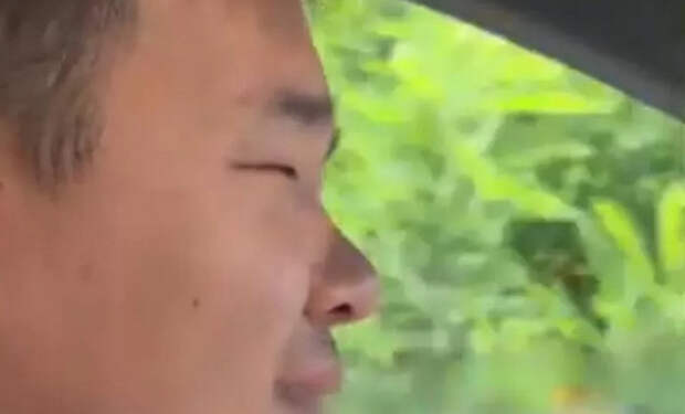 3 3