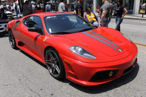 Слет обладателей автомобилей Ferrari в Колорадо (61 фото) Слет обладателей автомобилей Ferrari в Колорадо (61 фото)