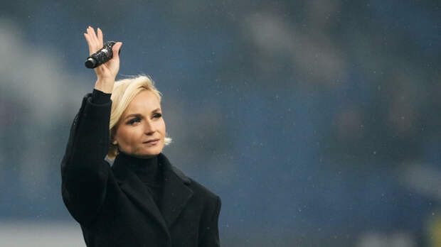 «Ему бы понравилось»: Полина Гагарина о том, как Цой мог воспринять ее «Кукушку»