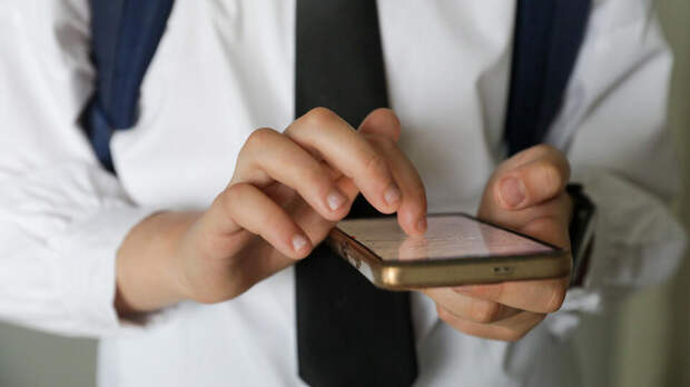 В МВД рассказали о схеме мошенников по вербовке подростков