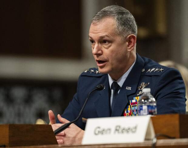 Главком НАТО Гринкевич: США жестко ответят на помощь Ирану в атаках