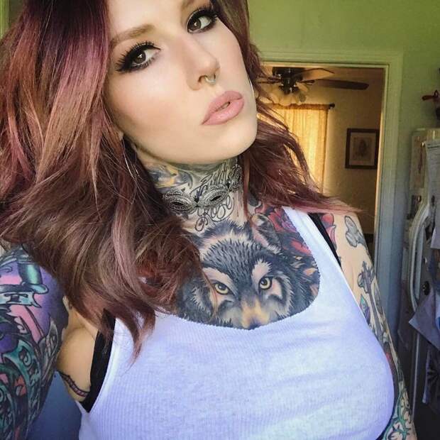 Синяя болезнь у девушки tattoo, Синяя болезнь, девушки с тату, девушки с татуировками, красивые девушки, наколки, тату, татуировки