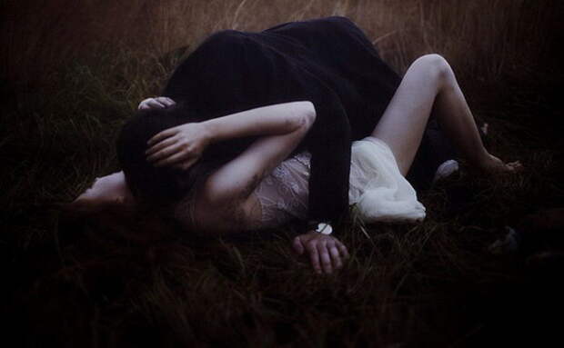 Сюрреалистические фотографии Laura Makabresku