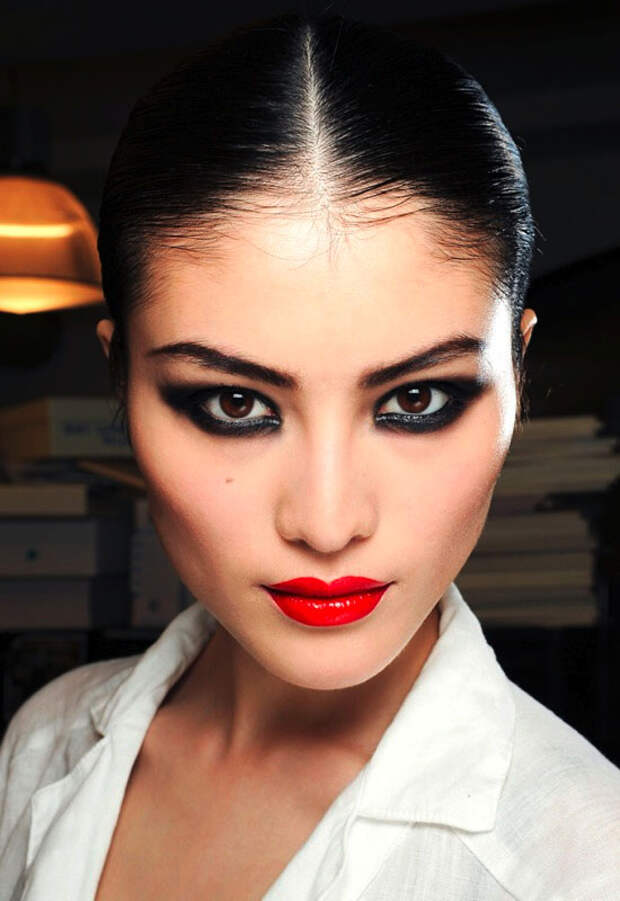 Smokey eyes для новогодней ночи