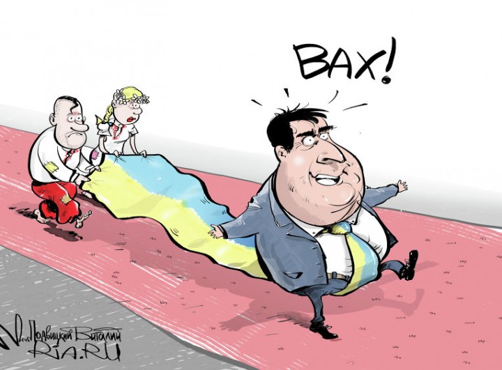 Саакашвили лишили зарплаты 
