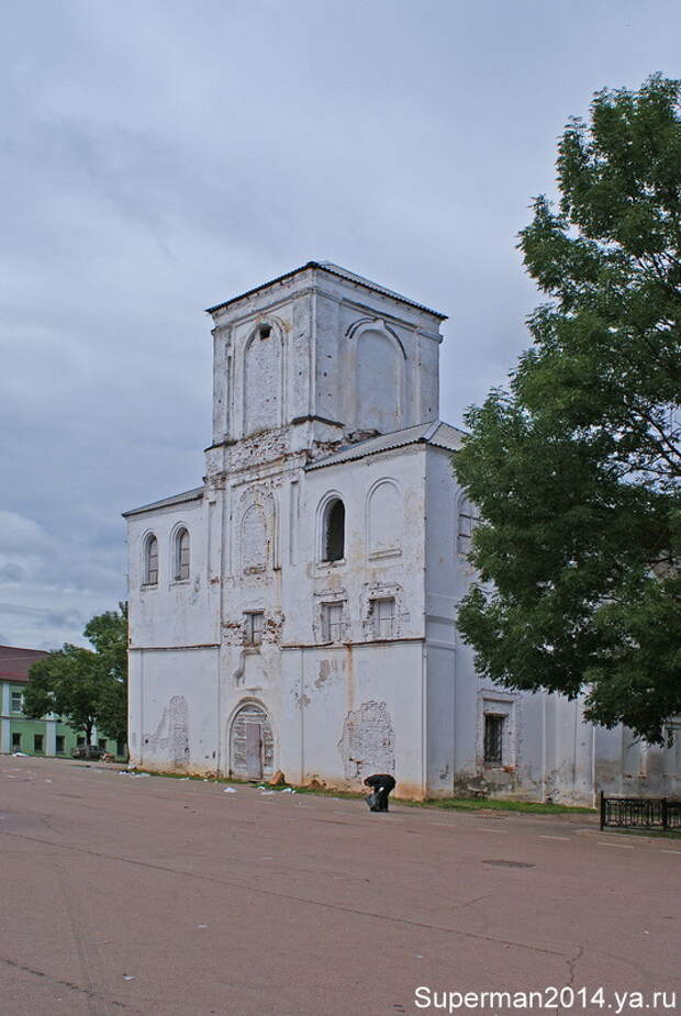 Валдай - Введенская церковь