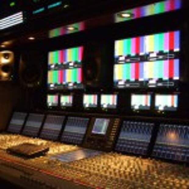 c100hds_mansion_mobile_television_web_0