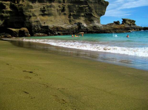 Papakolea beach