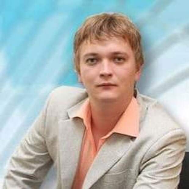 Алексей Иванов