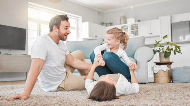 Как научить ребенка проявлять заботу о других?