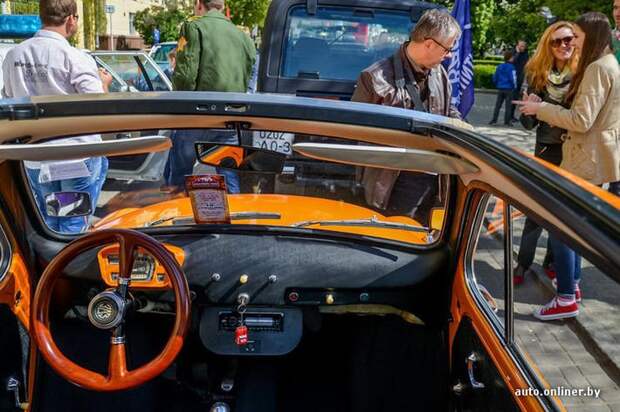 Парад ретро автомобилей в Минске Парад ретро автомобилей в Минске авто, встреча, минск, олдтаймер, ретро автомобили
