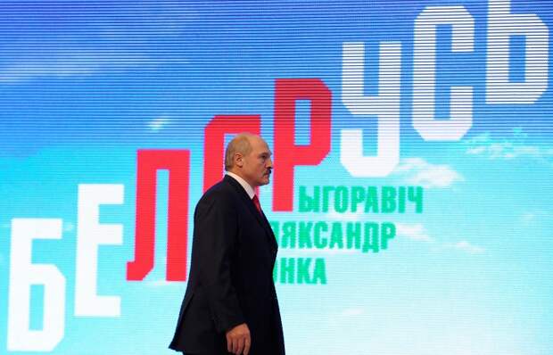 Президент Белоруссии Александр Лукашенко на пресс-конференции во Дворце республики. Минск, 2010 год