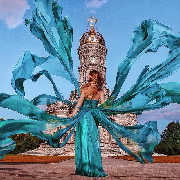 Принцессой можно стать и в России. Этот снимок сделан в усадьбе Дубровицы в Подольске. Фото: Полина ЧЕХ Фото: СОЦСЕТИ