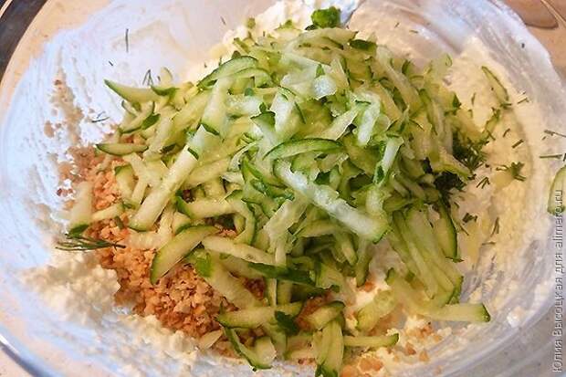 Закуска из творога с орехами Закуска из творога с орехами