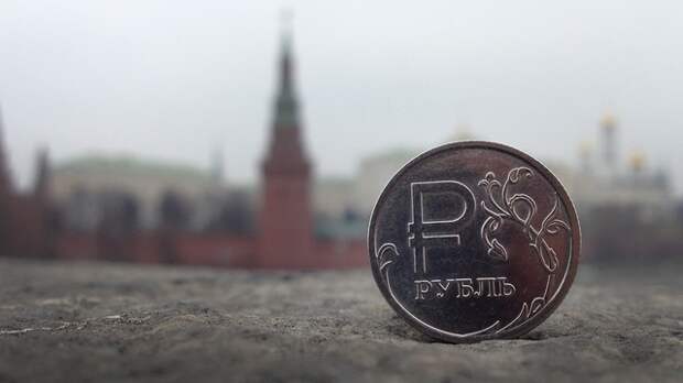 Гессен: Россияне не подготовились к падению рубля из-за доверия к Путину