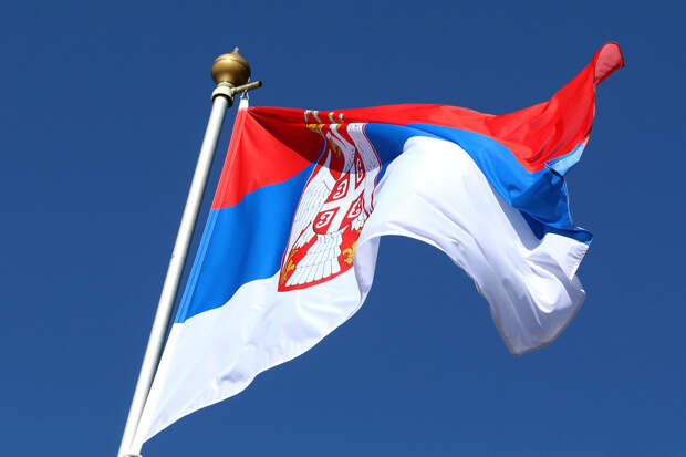 Ни мира, ни ЕС: как Брюссель диктует сербам разрывать вековые связи с РФ