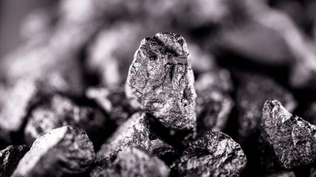 Россия увеличит добычу дефицитного сырья