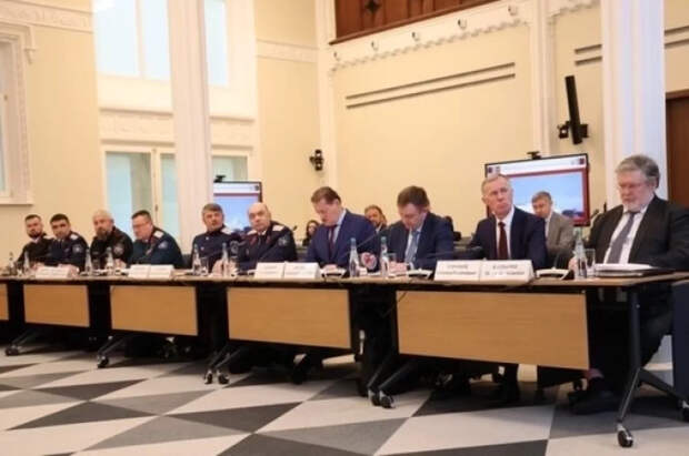 На заседании Совета при президенте обсудили подготовку закона о казачестве