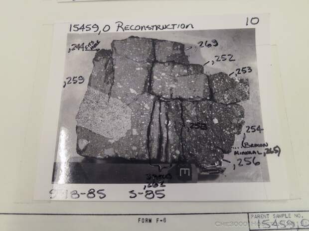 Houston. JSC. Lunar Samples Laboratory