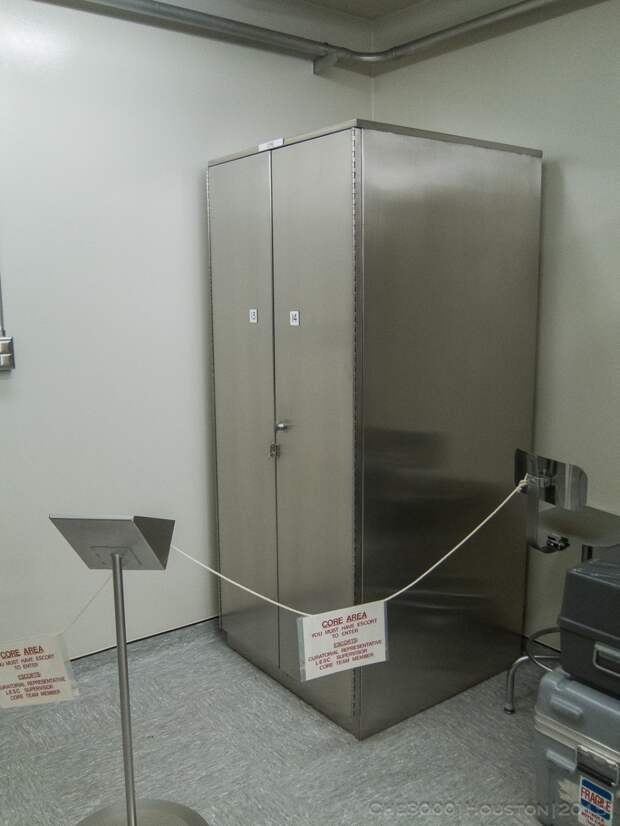 Houston. JSC. Lunar Samples Laboratory